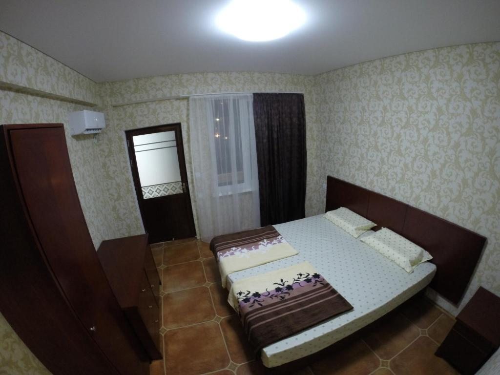 Двухместный (Бюджетный двухместный номер с 1 кроватью) отеля Гостиница Апсны, Гудаута