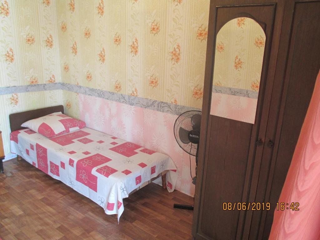 Двухместный (Просторный двухместный номер с 2 отдельными кроватями) гостевого дома Rozali Guest House, Алахадзы