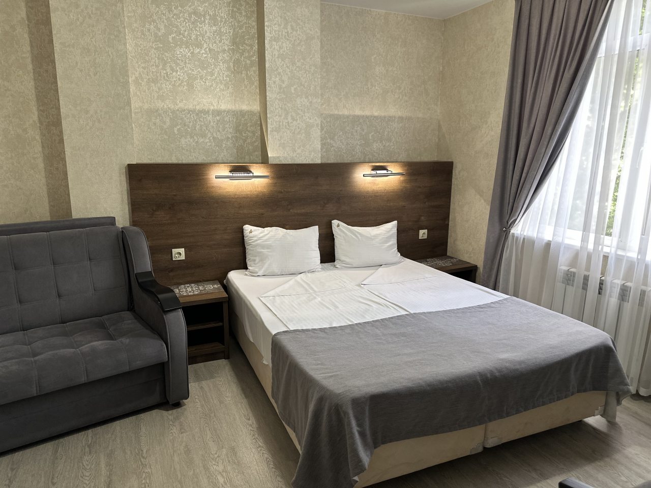 Двухместный (Стандартный двухместный номер с 1 кроватью или 2 отдельными кроватями) отеля Маро, Сочи