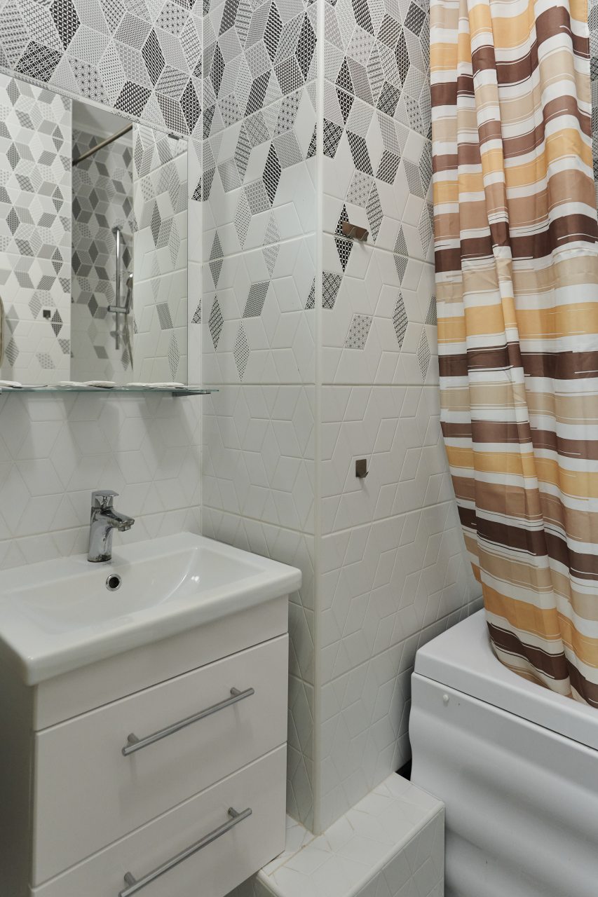 Апартаменты, Апарт-отель Like-Apart!