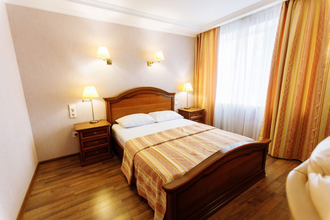 Двухместный (Комфорт двухместный, корпус 1) гостиничного комплекса Таврия, Симферополь