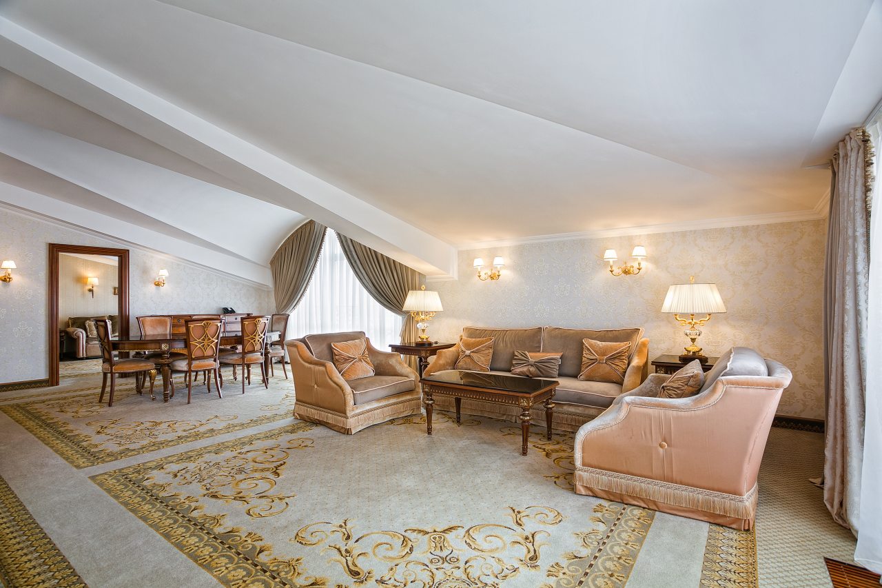 Апартаменты (Брюссель), Гостиница Palmira Palace