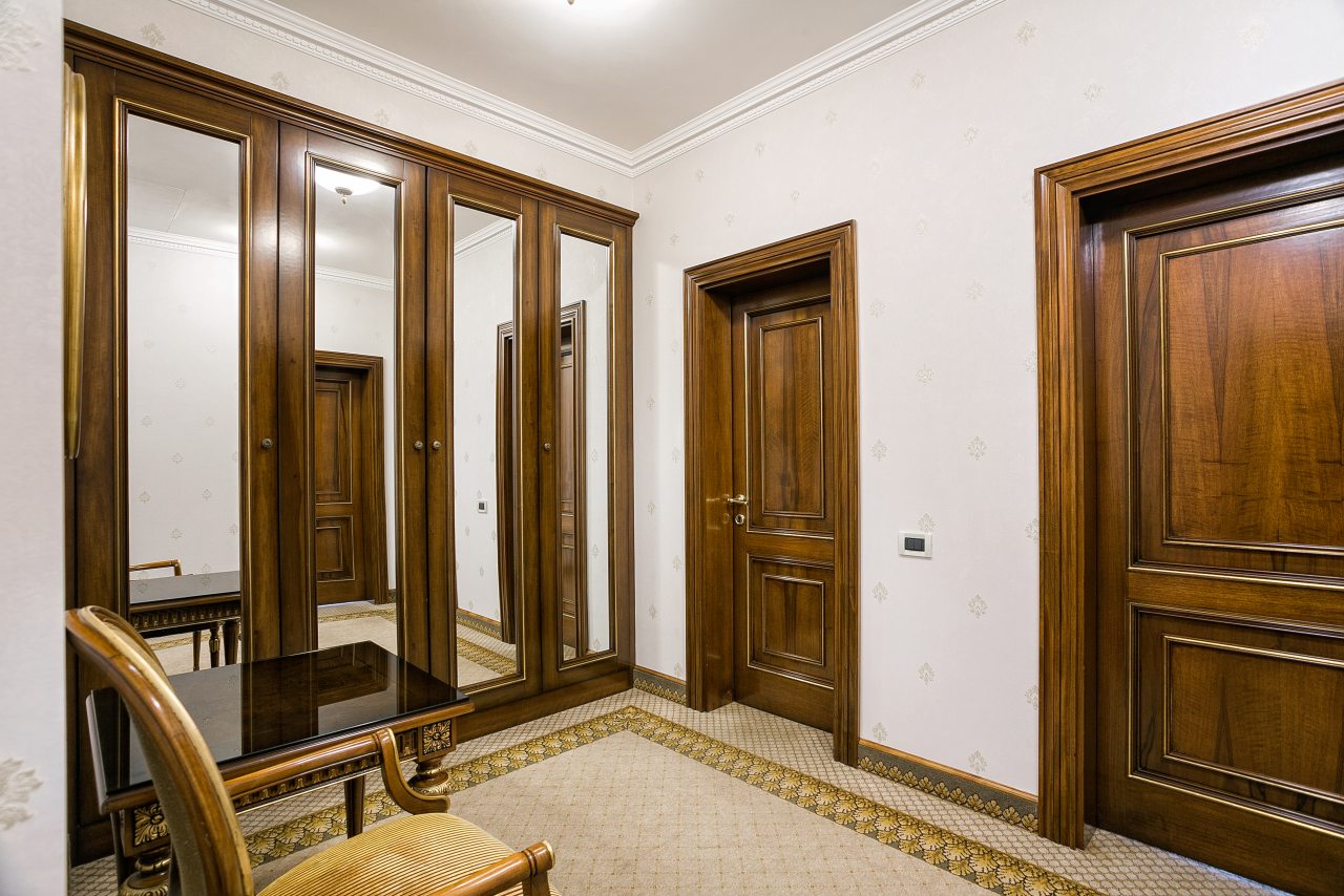 Апартаменты (Брюссель), Гостиница Palmira Palace