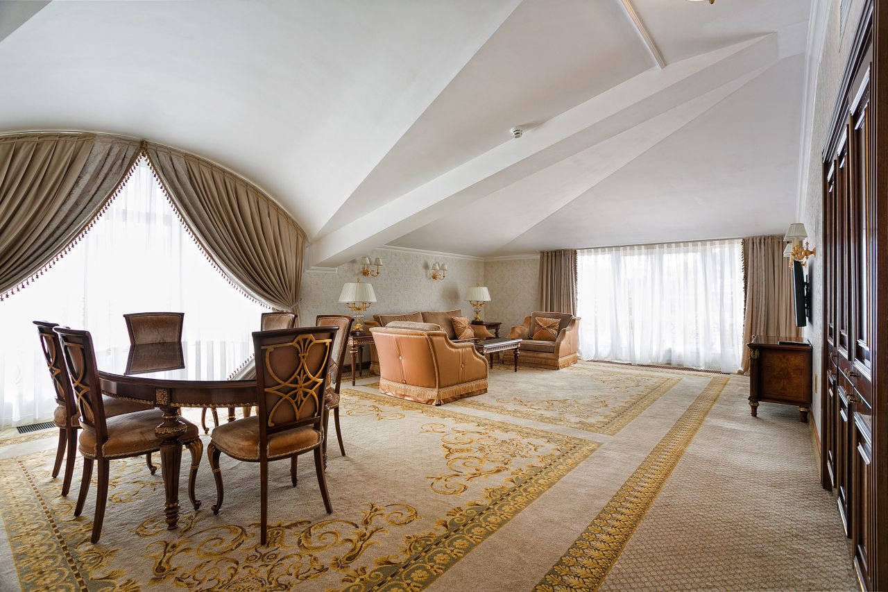 Апартаменты (Брюссель), Гостиница Palmira Palace