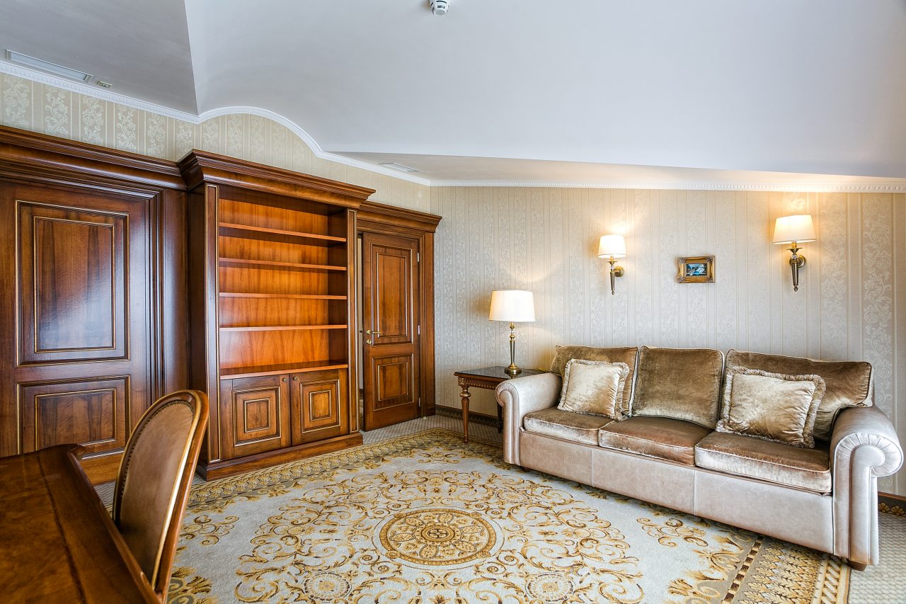 Апартаменты (Брюссель), Гостиница Palmira Palace