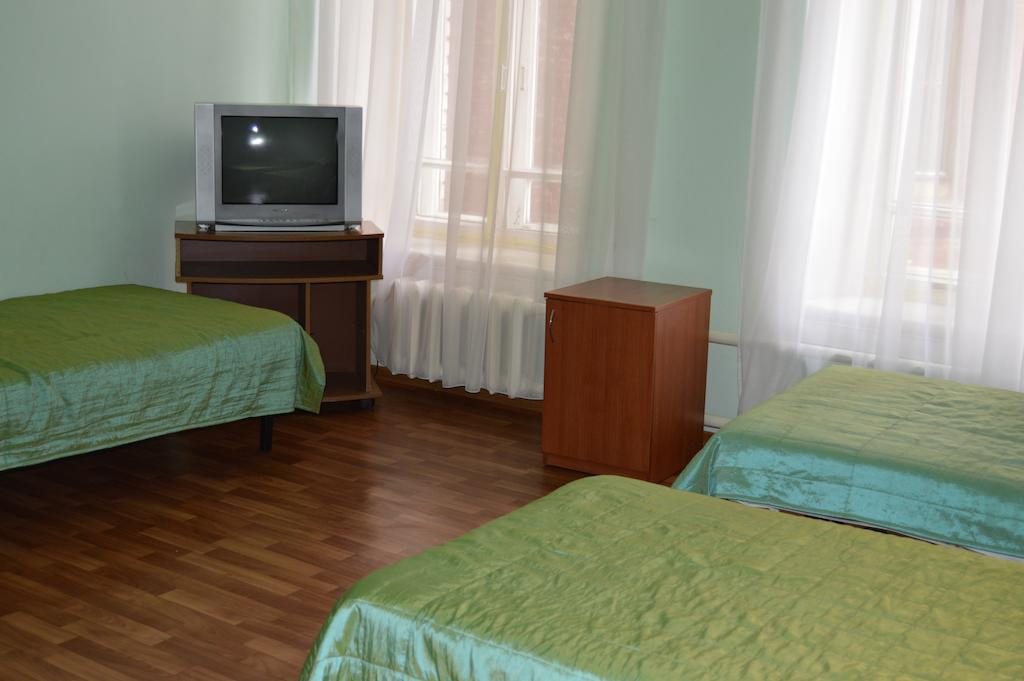 Шестиместный (Койко-место в 6-местном номере, с удобствами) гостиницы Жигули-Эконом, Самара