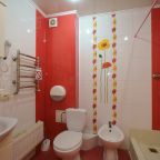 Трехместный (Комната трехместная), Меблированные комнаты На Горького