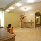 Семейный (Семейная комната), Меблированные комнаты На Горького