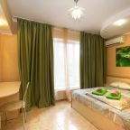 Семейный (Семейная комната), Меблированные комнаты На Горького