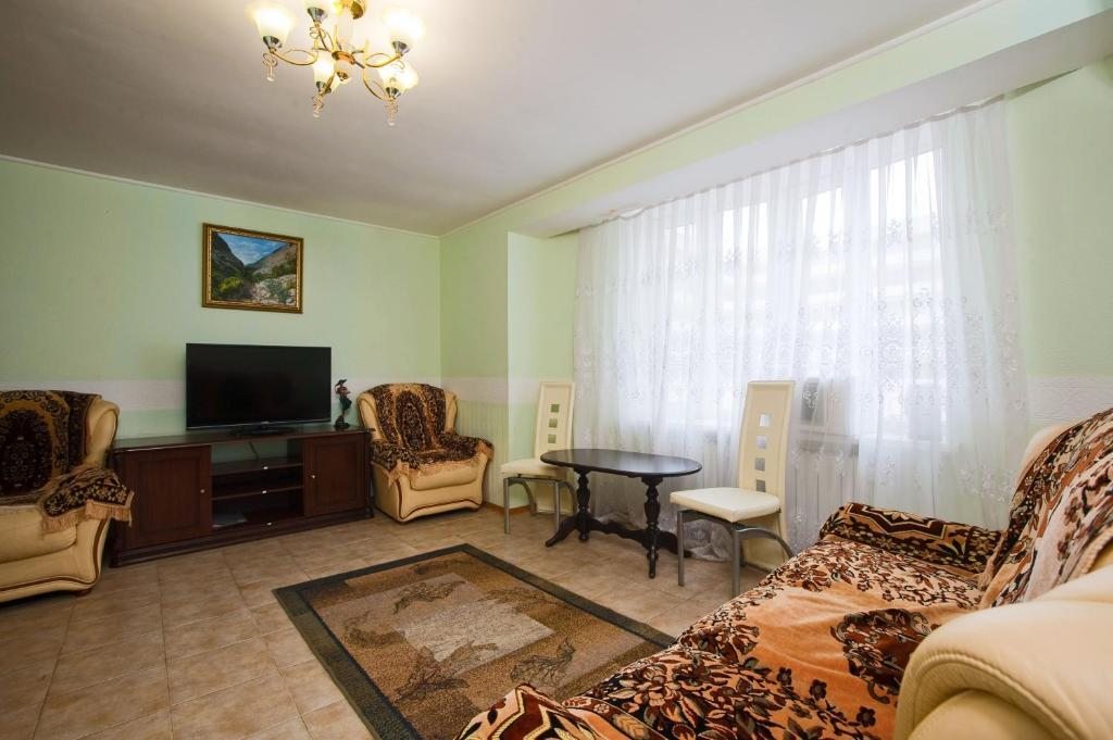 Сьюит (Улучшенный люкс) гостевого дома Черноморье, Анапа