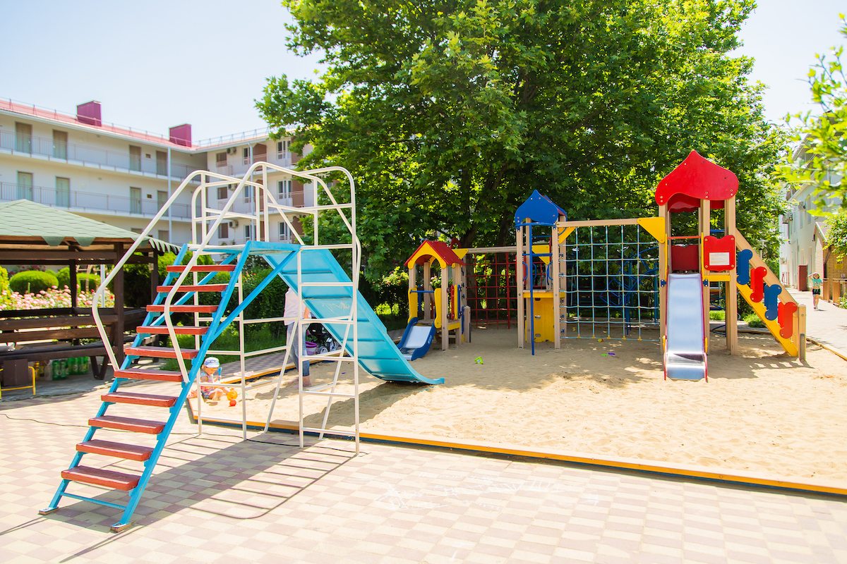 Детская игровая площадка, Санаторий Бригантина