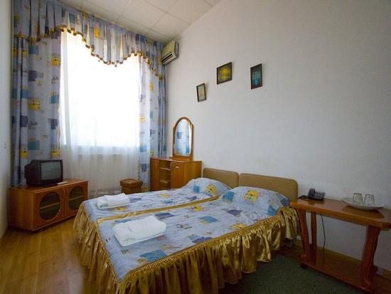 Двухместный (Стандарт) гостиницы Заря, Анапа