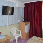 Двухместный (Комфорт двухместный однокомнатный.), Гостиница Бриз