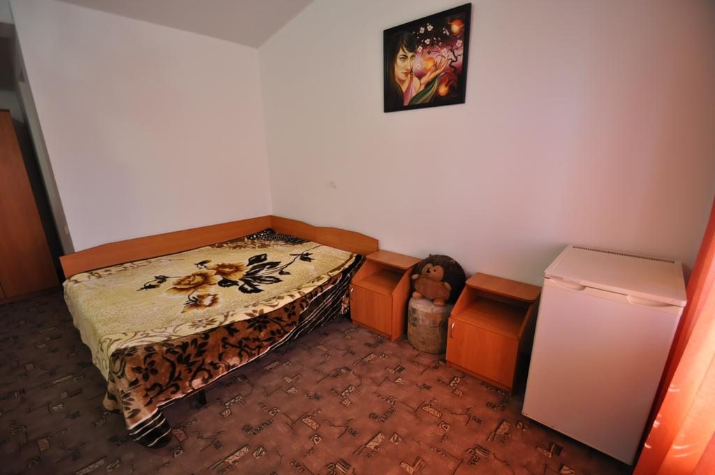 Двухместный (Стандартный двухместный номер с 1 кроватью или 2 отдельными кроватями) гостевого дома Дукат, Анапа