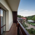 Трёхместный и более (Люкс), Эко-отель Поляна Сказок