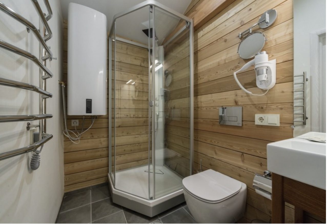 Трёхместный и более (Новый коттедж с двумя спальнями, кухней-студио и террасой), Эко-отель Поляна Сказок