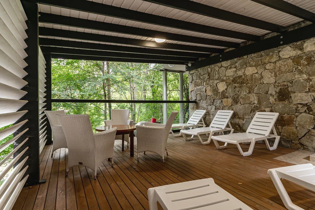 Трёхместный и более (Коттедж 