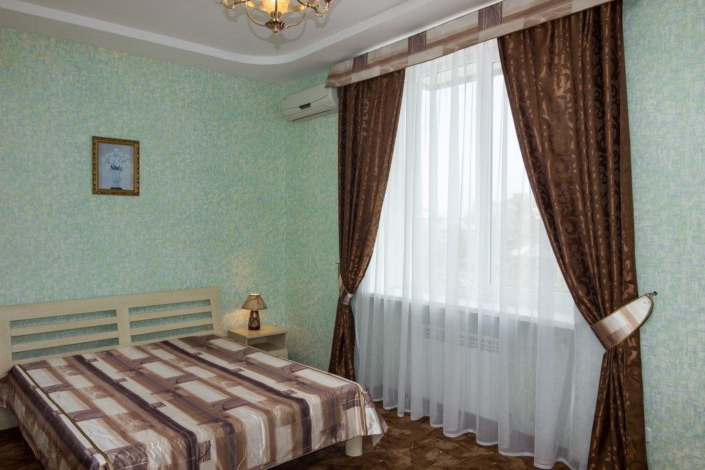 Апартаменты (3-комнатные) отеля Юлиана, Евпатория