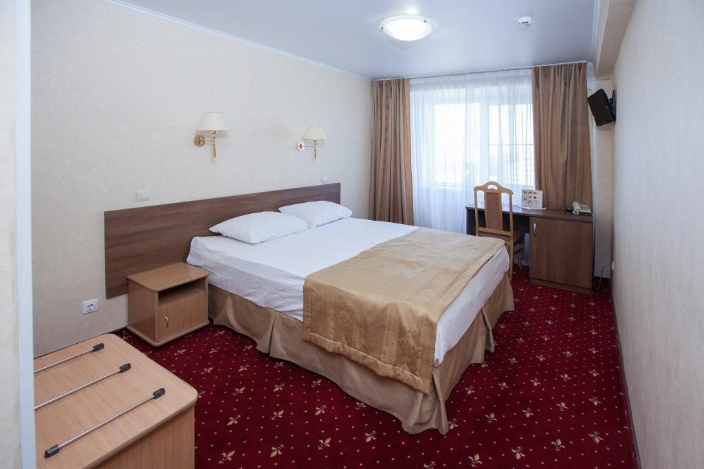 Двухместный (Стандарт, Однокомнатный, 1 двуспальная кровать) гостиницы АМАКС Золотое кольцо, Владимир