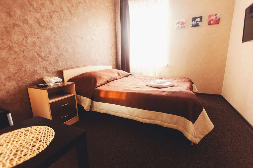 Двухместный (Эконом) гостиницы Шале на Комсомольской, Новосибирск