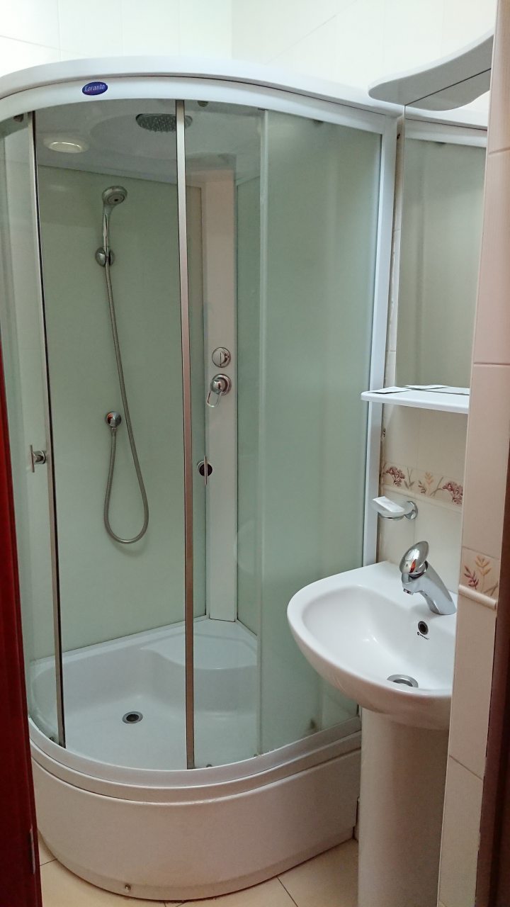 Душевая кабина