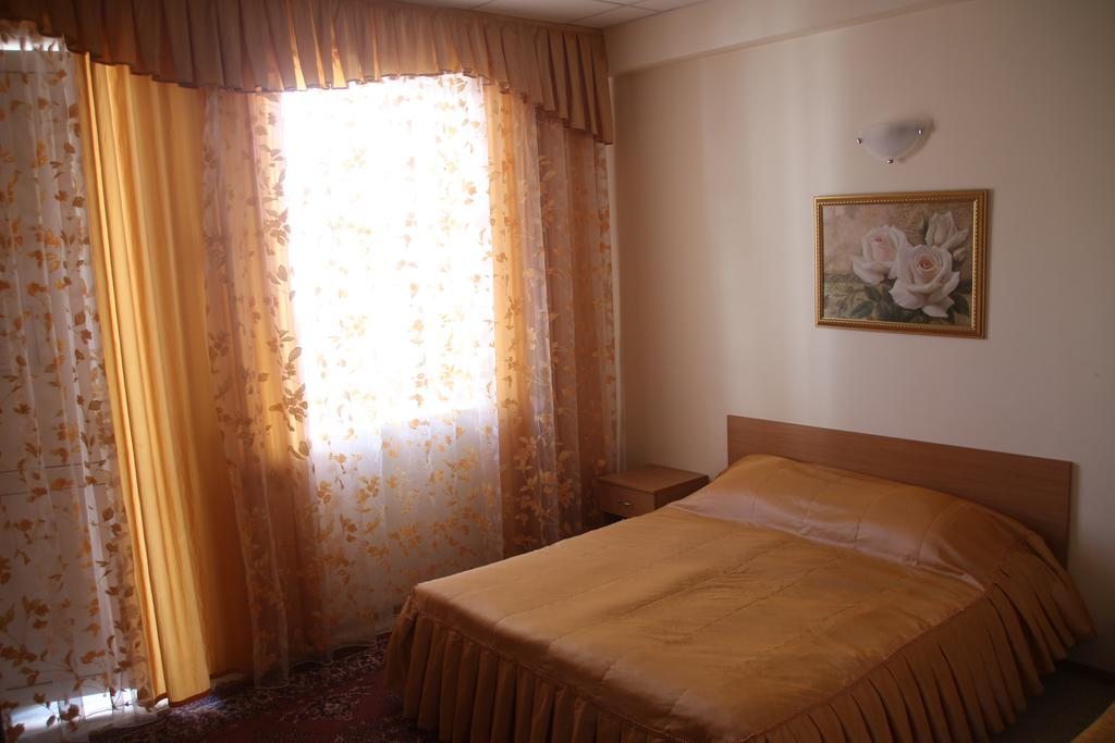 Двухместный (Двухместный номер с 1 кроватью или 2 отдельными кроватями) отеля Астон, Анапа