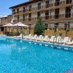 Своя ухоженная территория, Отель Gala Palmira