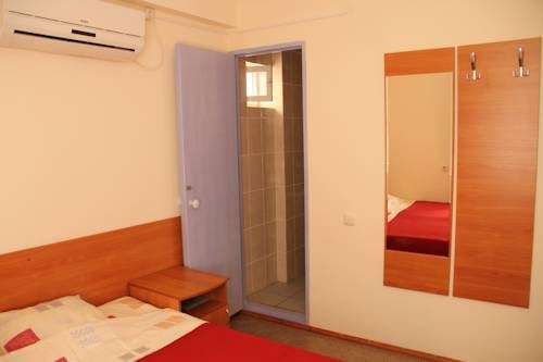 Двухместный (Улучшенный двухместный номер с 1 кроватью или 2 отдельными кроватями) гостиницы Гелиос, Витязево