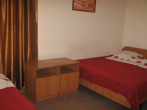 Двухместный (Стандартный двухместный номер с 1 кроватью или 2 отдельными кроватями) гостиницы Гелиос, Витязево