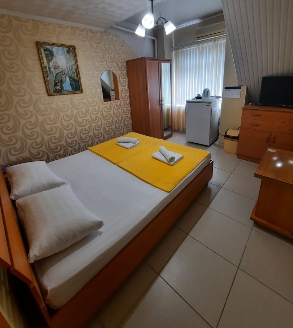 Двухместный (Бюджетный двухместный номер с 1 кроватью ( номер 46)) гостиницы Руслан, Лазаревское