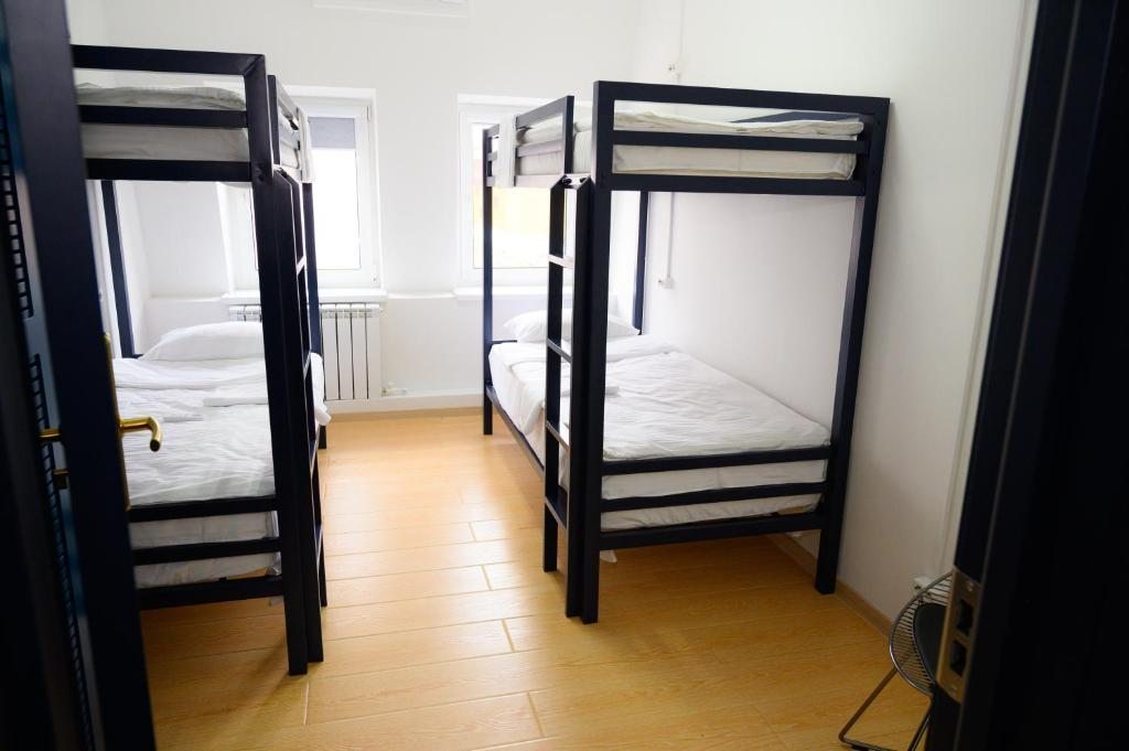 Номер (Спальное место на двухъярусной кровати в общем номере для мужчин и женщин) хостела Norden, Якутск
