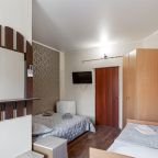 Четырехместный (Четырехместный номер - Двуспальная и две односпальные кровати), Гостевой дом Анастасия