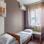 Четырехместный (Четырехместный номер - Двуспальная и две односпальные кровати), Гостевой дом Анастасия