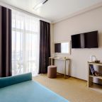 Люкс (С кроватью размера «king-size» и балконом), Ambra Resort Hotel