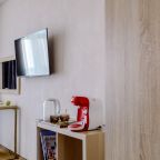 Люкс (С кроватью размера «king-size» и балконом), Ambra Resort Hotel