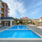 Открытый плавательный бассейн, Ambra Resort Hotel