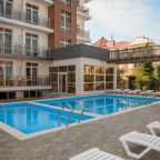 Открытый плавательный бассейн, Ambra Resort Hotel
