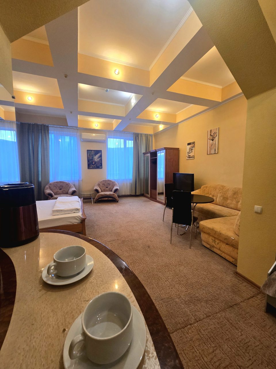 Апартаменты (Однокомнатные), Гостиница Пещера