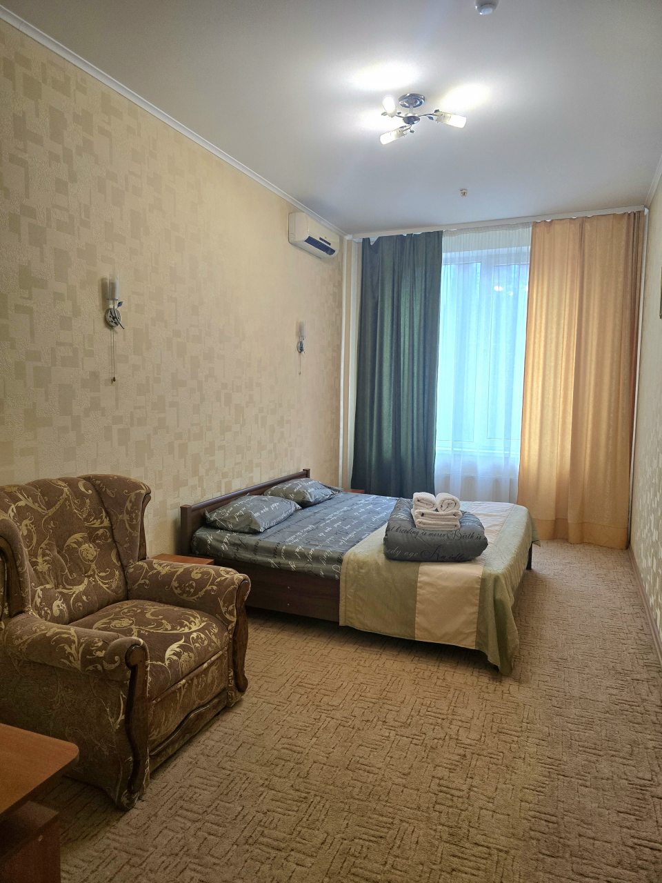 Апартаменты (Трехкомнатные), Гостиница Пещера