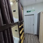 Четырехместный (Койко-место в общем номере (капсульное размещение)), Dream Hostel