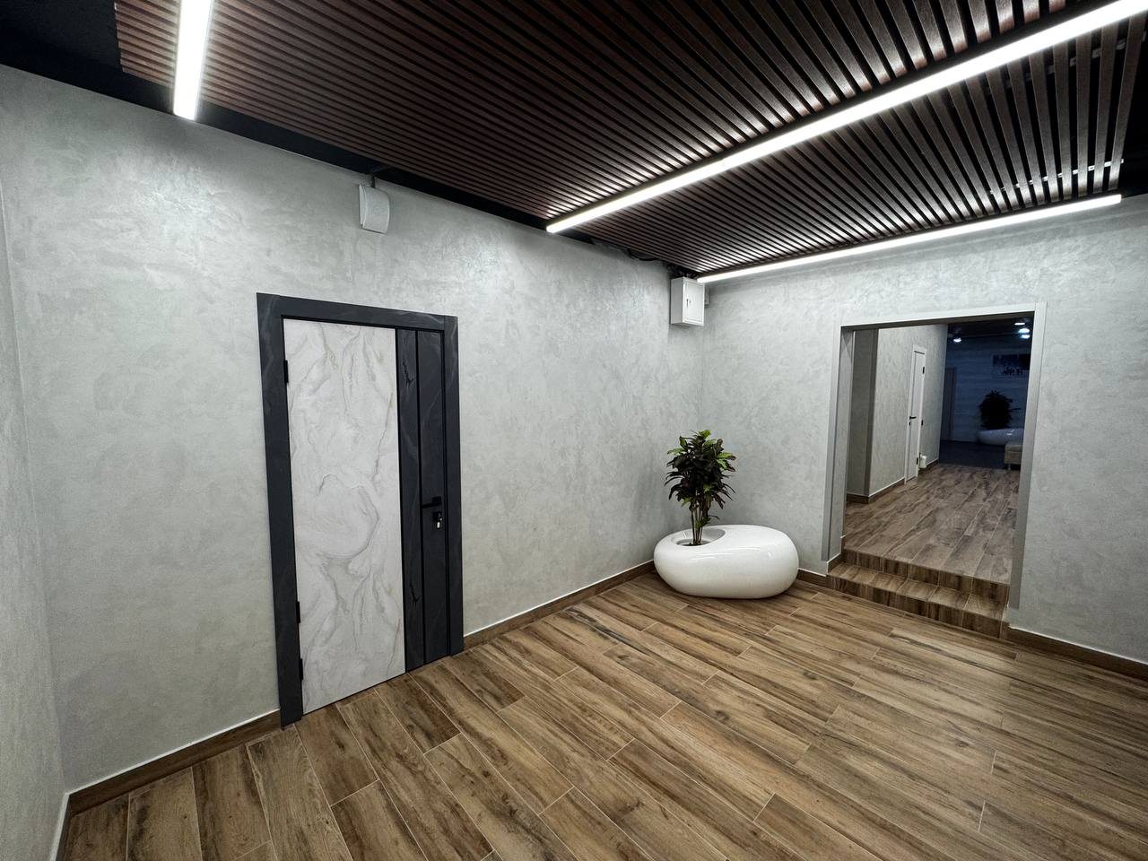 Двухместный (Double (новая часть)), Dream Hostel