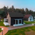 Своя ухоженная территория, Загородный отель Sosnovoe Family Club