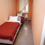 Две односпальные кровати