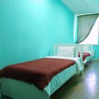 Две односпальные кровати