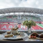 Завтрак в номер, People Stadium Hotel