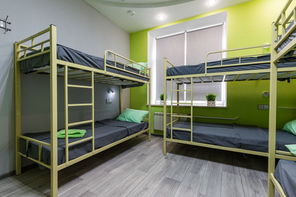 Восьмиместный Мужской (Спальное место на двухъярусной кровати в общем номере для мужчин) хостела Парк, Красноярск