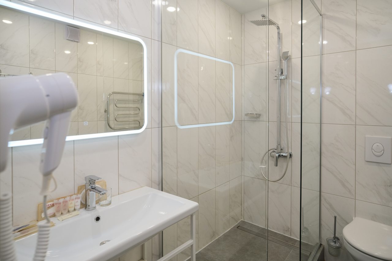 Душевая кабина