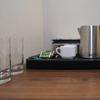 Чайный набор или Кофемашина