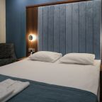 Кровать 160 см., возможно двухместное размещение.