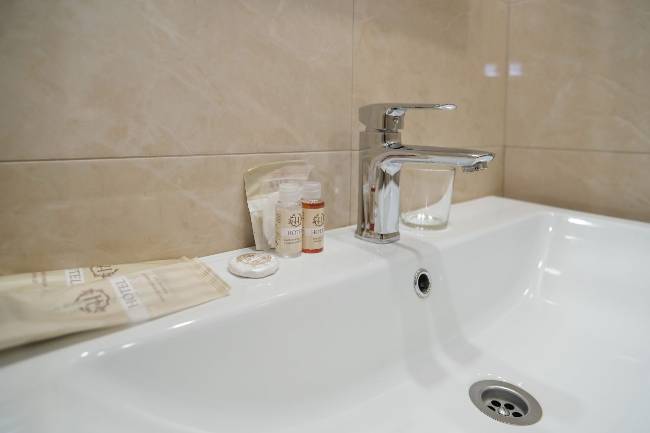 Принадлежности для душа.